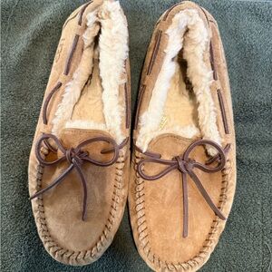 UGG Women's Tan Slippers with Shearling Lining